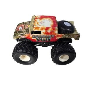 Hot Wheels Monster Jam Sergeant Smash Diecast Truck 1:64 Camo Fire Military Toy